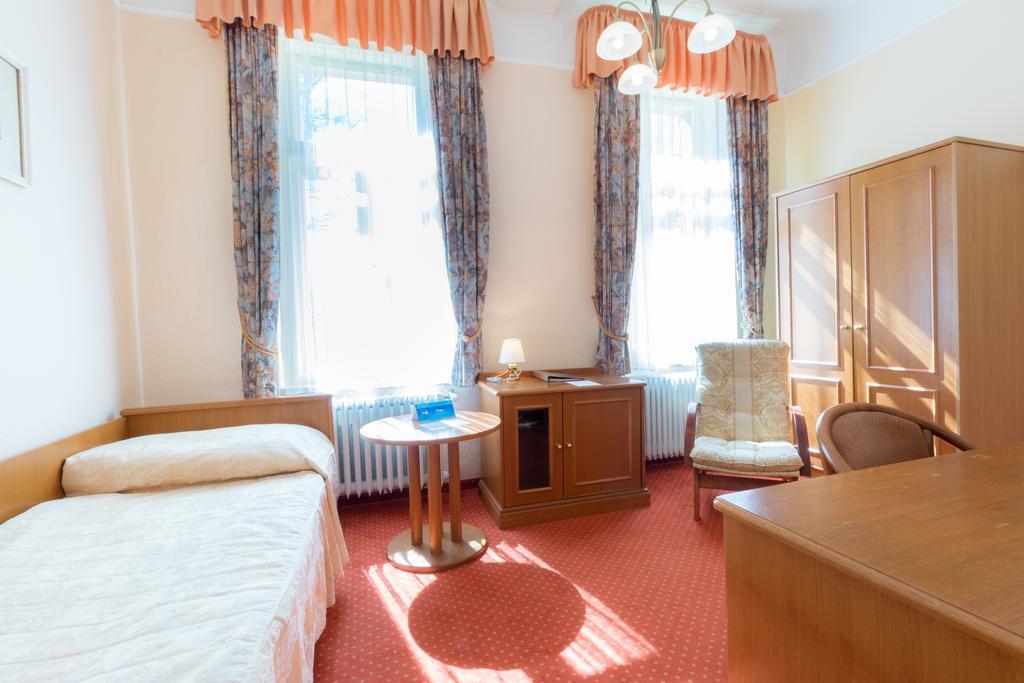 Ensana Svoboda Mariánské Lázně Extérieur photo