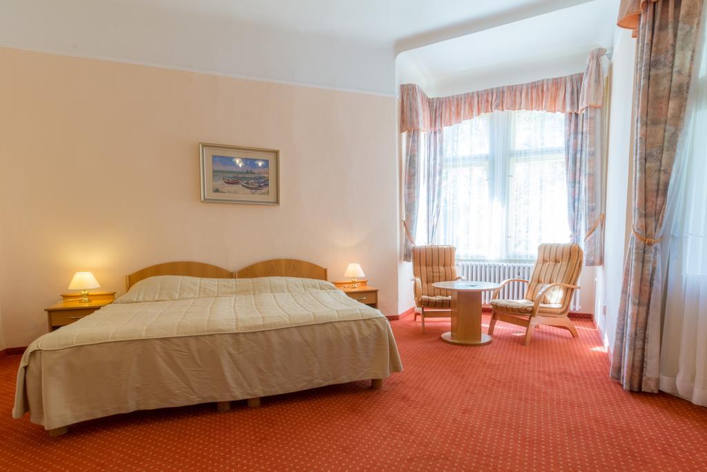 Ensana Svoboda Mariánské Lázně Extérieur photo