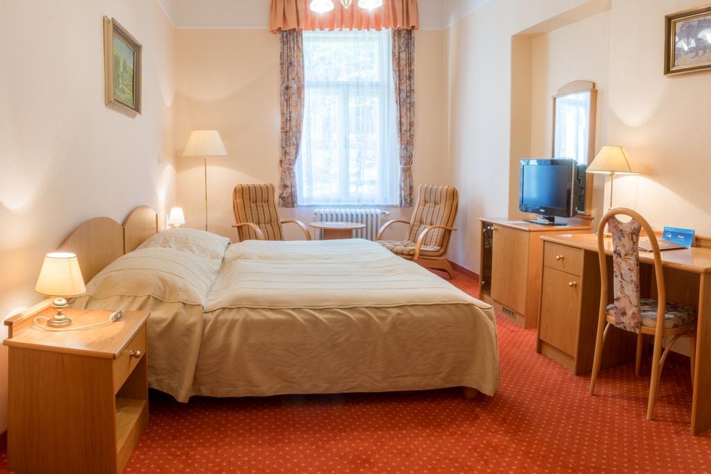 Ensana Svoboda Mariánské Lázně Extérieur photo