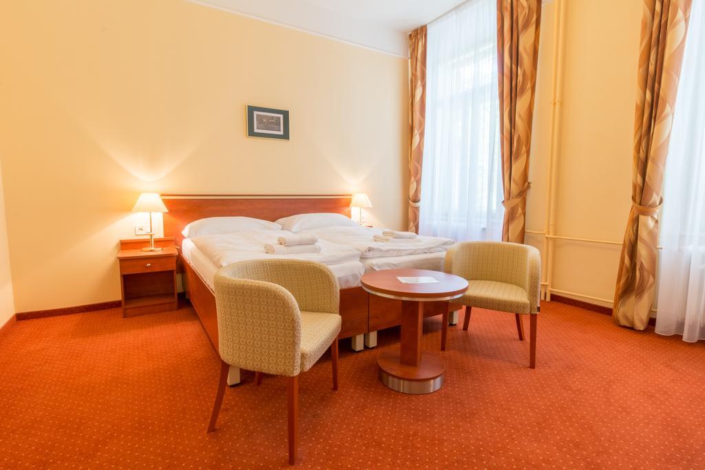 Ensana Svoboda Mariánské Lázně Extérieur photo