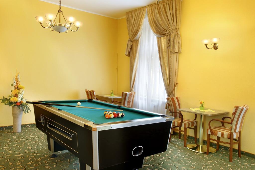 Ensana Svoboda Mariánské Lázně Extérieur photo