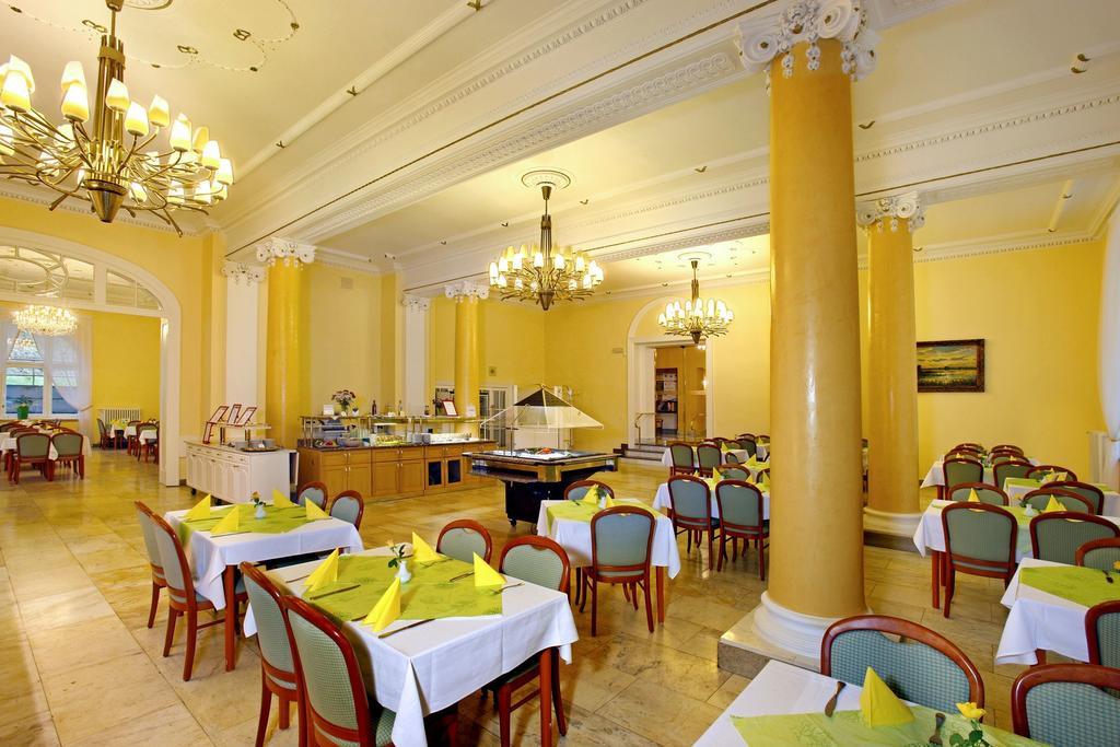 Ensana Svoboda Mariánské Lázně Extérieur photo