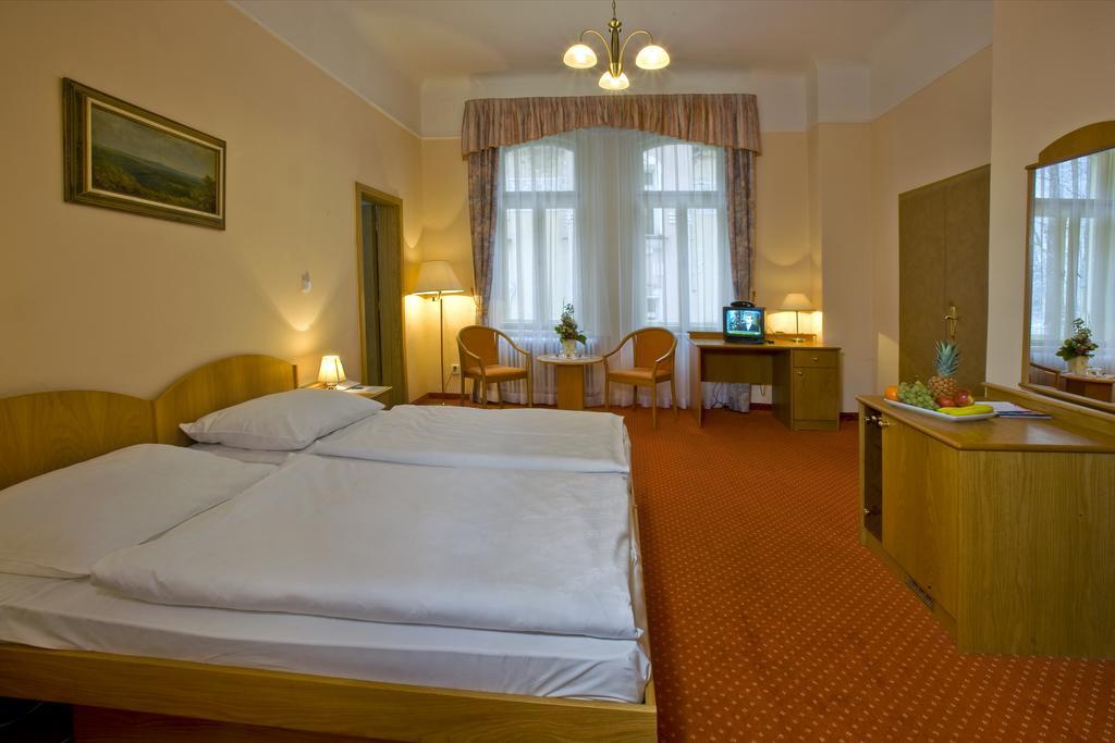 Ensana Svoboda Mariánské Lázně Extérieur photo